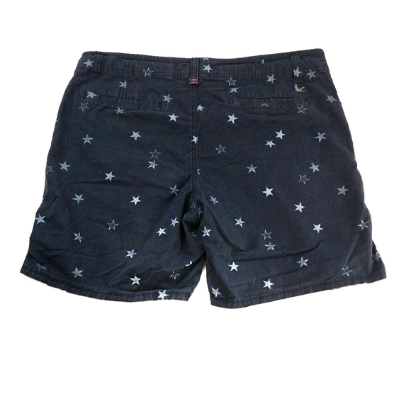 Eddie Bauer Blue Star Print Shorts - Picture 2 of 6